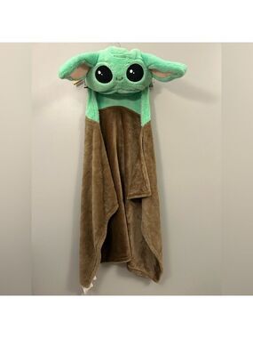 Star Wars Baby Yoda Brown Hooded Blanket